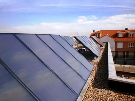 Sistemas de retenção de energia solar As energias renováveis representam uma alternativa limpa e barata ao modelo energético tradicional.