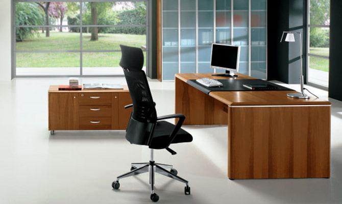 Materiais para escritórios Os materiais que constituem os equipamentos dos escritórios podem ter brilho, textura, cores e diferentes naturezas para conferir ao espaço de trabalho a personalidade que pretende.