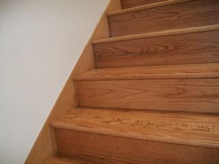 Membranas de proteção Os processos de fixação mecânica de revestimentos envolvem grampos, agrafos ou gatos de fixação.