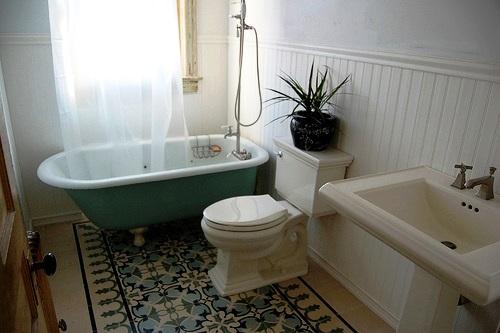 Com a CASA VIVA deixa de ter razões para adiar a remodelação e a vida da sua nova casa de banho. Dê à sua casa de banho a vida que há tanto deseja.