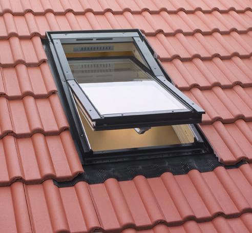 Soluções técnicas para telhados As telhas comercializadas em Portugal têm uma variedade enorme em termos de geometria e sistemas de encaixe.