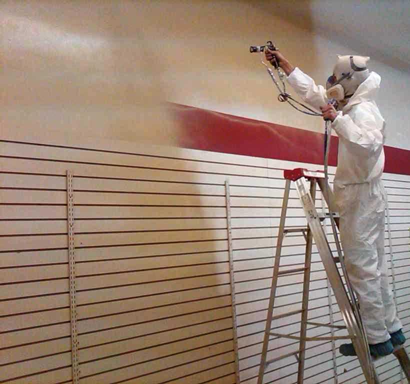 Reabilitação de edifícios Armazéns, escritórios, lojas, garagens, jardins, apartamentos, quartos, salas, cozinhas, casas de banho, moradias, qualquer espaço pode necessitar ou beneficiar de uma remodelação.