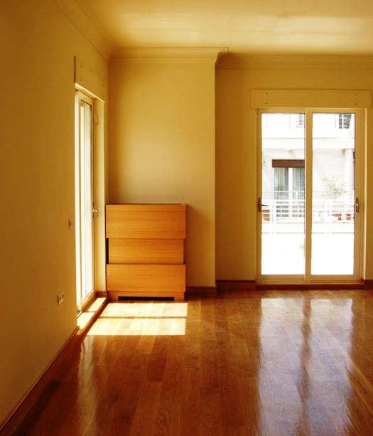 Remodelações de espaços A remodelação ou renovação de espaços podem ser intervenções totais com redistribuição de áreas e modificação completa de acabamentos e equipamentos, dando aos espaços uma nova função.