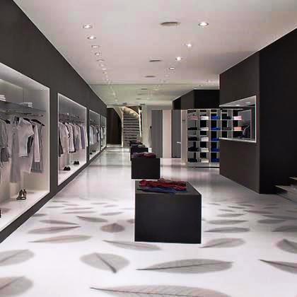 Os materiais que constituem uma loja podem ter brilho, textura, uma diversidade de cores e diferentes naturezas para conferir ao espaço de trabalho a personalidade que pretende.