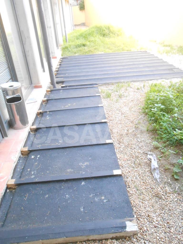 Manta geotêxtil e sub-estrutura do deck