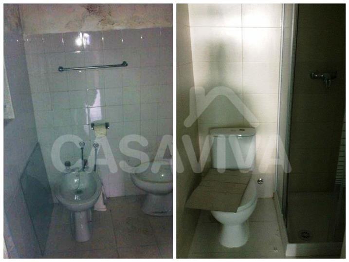 Nas instalações sanitárias fez-se uma total substituição dos revestimentos antigos por novos revestimentos cerâmicos ao nível das paredes e do pavimento.